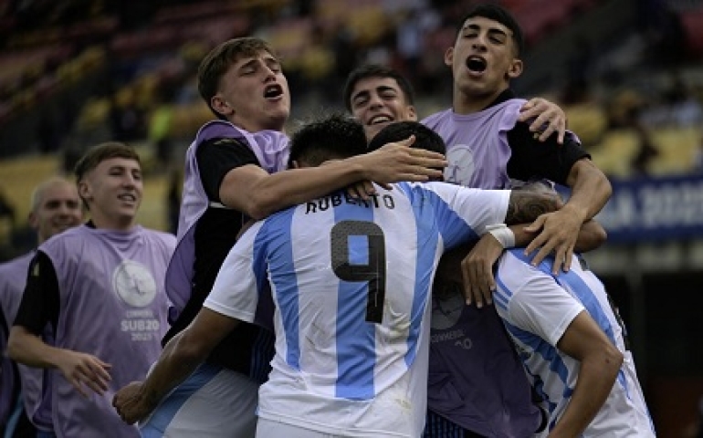La selección argentina le ganó 2-1 a Chile en el hexagonal final del Sudamericano Sub 20