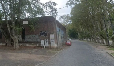 Falleció un joven trabajando en el alumbrado público frente a La Fluvial