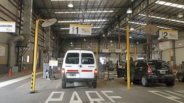 VTV, peajes e importación particular de autos: tres medidas que el Gobierno tiene listas para anunciar