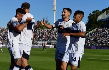 Newell's perdió con Gimnasia y Esgrima desde los primeros minutos