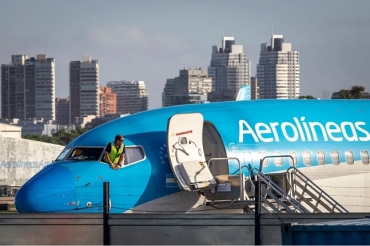 Aerolíneas Argentinas llegó a un acuerdo con gremios y ponen fin al conflicto