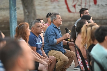 EL MUNICIPIO SE REUNIÓN CON VECINOS DE BARRIO TALLERES PARA AVANZAR CON LA PAVIMENTACIÓN EN ADOQUINES